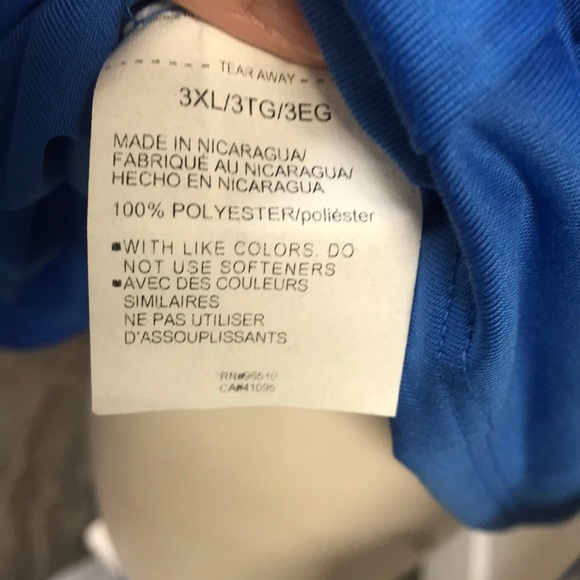 Under Armour Athletic/Athleisure Tee, NWT! - Picture 9 of 9